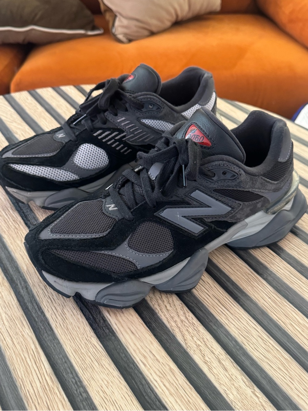 New Balance 9096 Unisex Casual Sneakers in Black & Gray | WORN ONCE W9/M7 - Picture 6 of 7